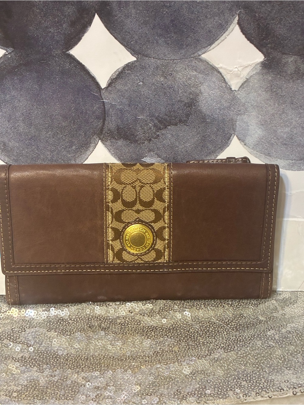 Vintage Coach Brown Signature Leather Trifold Wallet - Picture 8 of 8